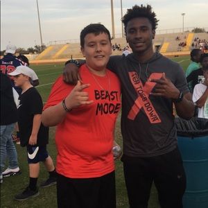 Meet your Posher, Devin